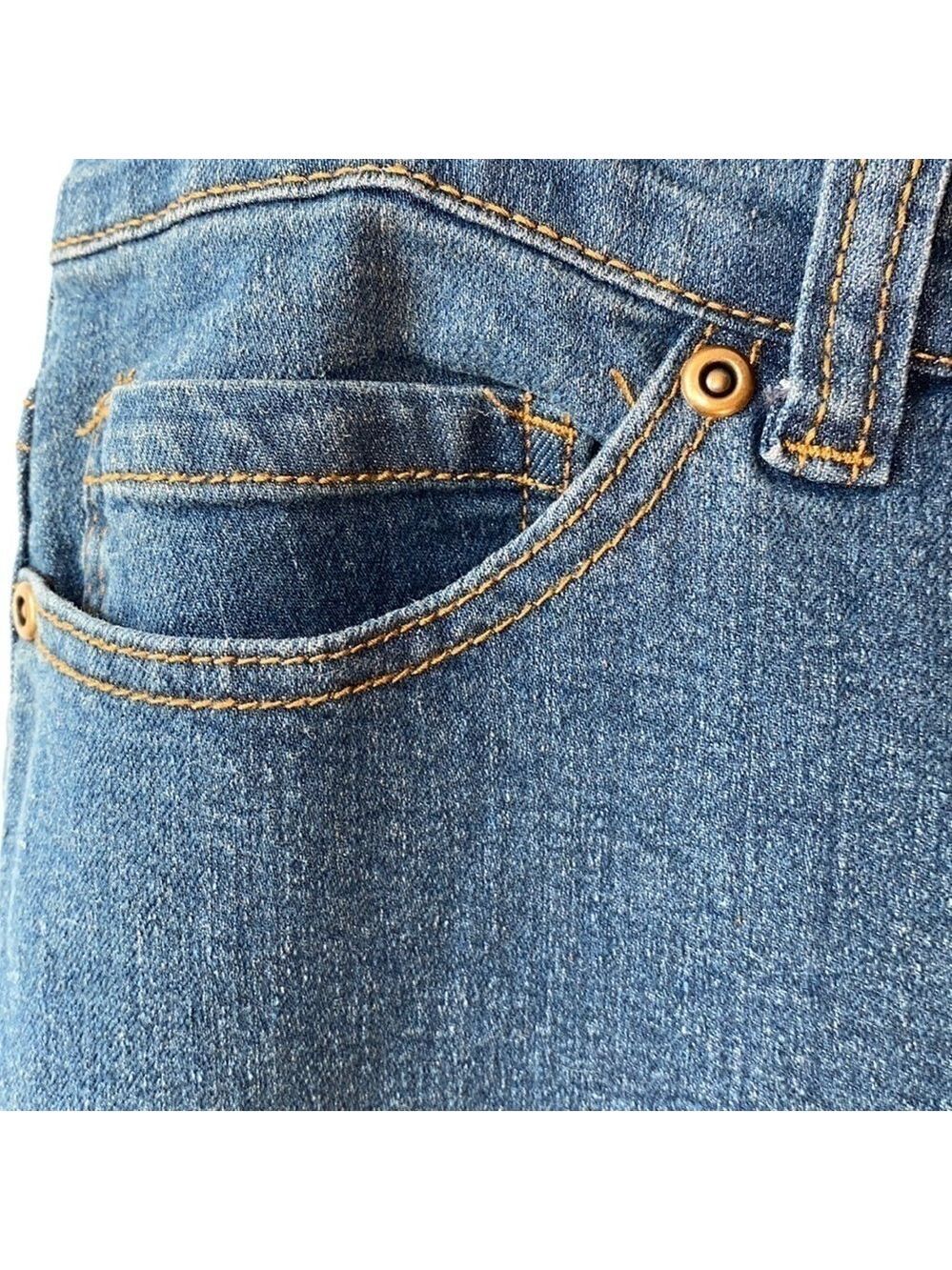 Forever 21 Plus Size Jeans - Picture 4 of 5